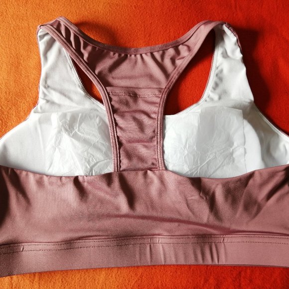 BRAND NEW Sports Bra / YOGA - Picture 6 of 7